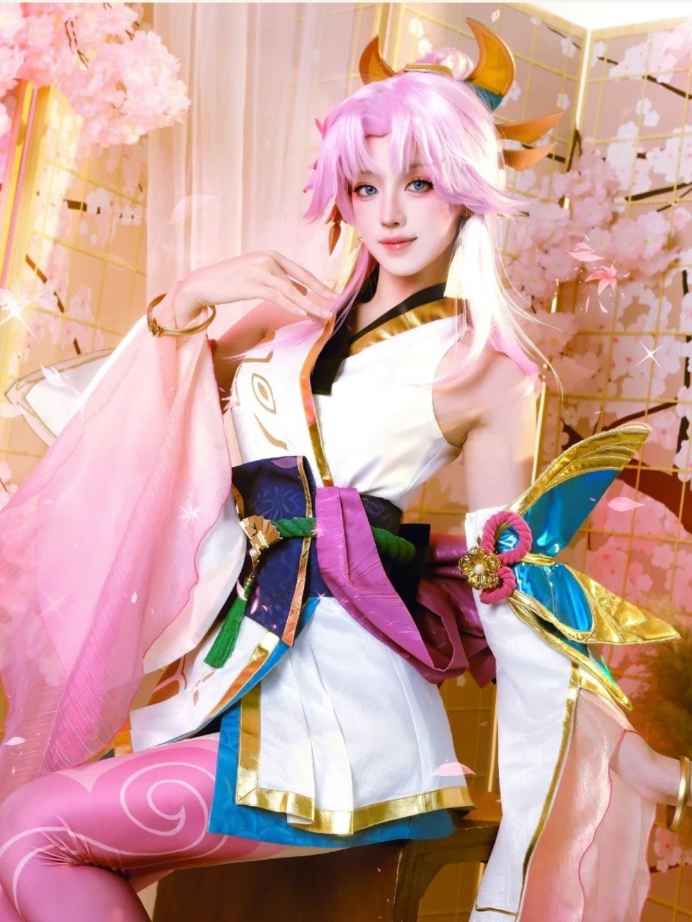 NWT League Of Legends Spirit Blossom Lux Cosplay With Hair Accessories